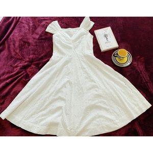 La Vie Rebecca Taylor